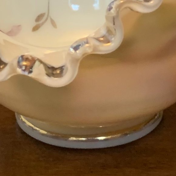 Vintage Fenton Silver Crest Crimped Edge Bowl Hand Painted with Charleton Design - Picture 11 of 11